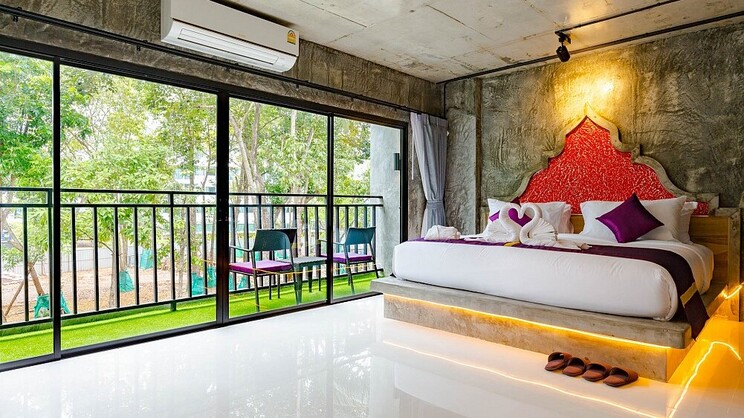 Maneetel Krabi Beachfront